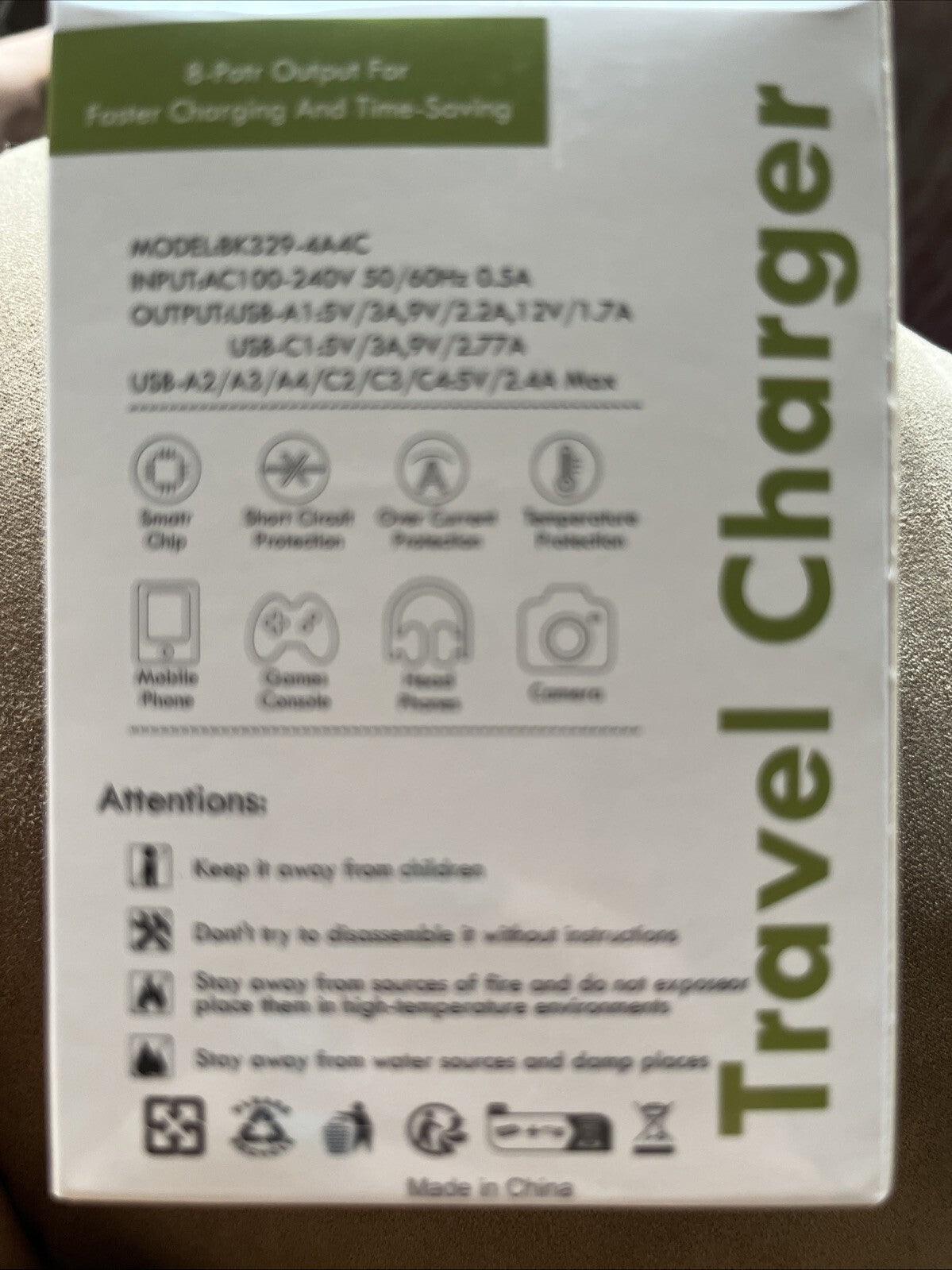 8 Port Quick Charger 4 USB & 4 PD Fast Charging Adaptor. White NIB