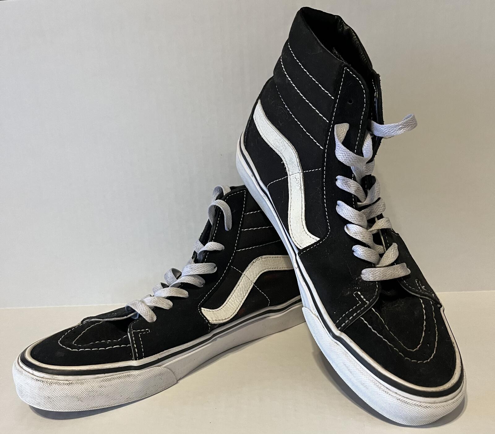 Classic Vans Sk8-Hi Top Sneakers Men’s SZ 9/ Womens 10.5