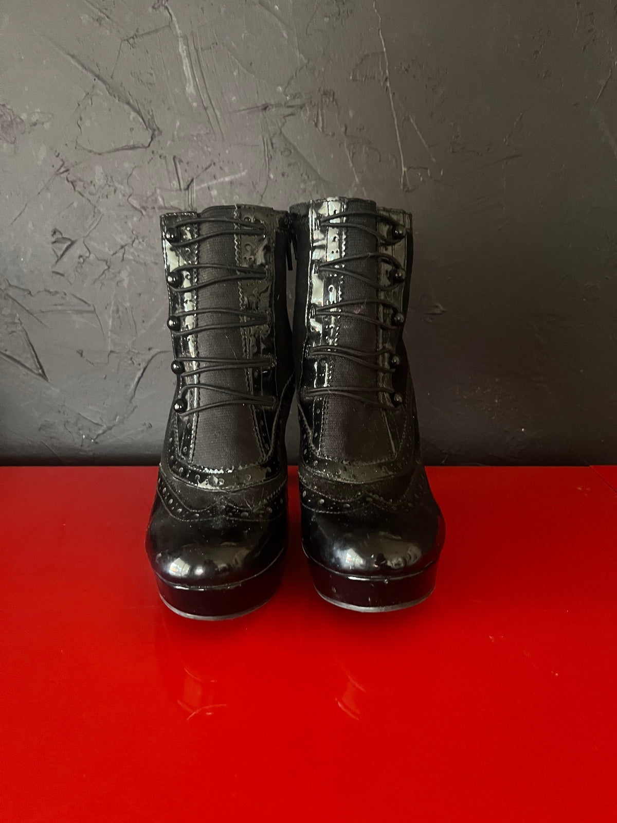 Stylish Ankle Boots by Gianni Bini Size 8M