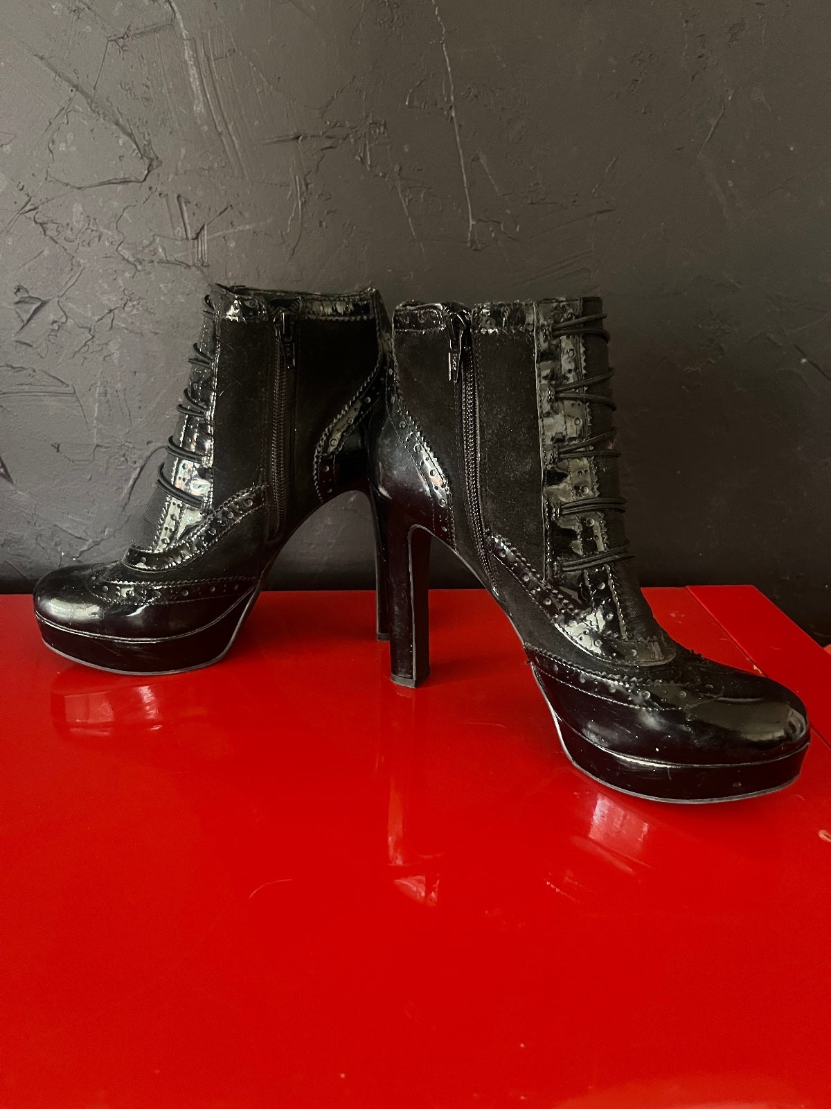 Stylish Ankle Boots by Gianni Bini Size 8M